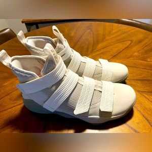 Nike LeBron Soldier 11 Sfg, Mens 13